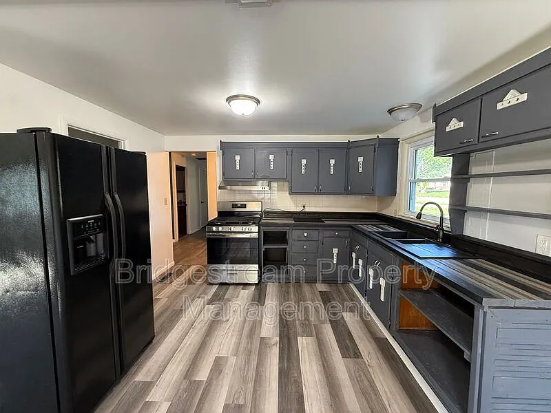 Building Photo - 54 Benzell Dr