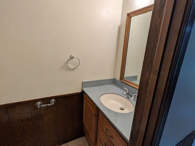 4012 W Yorkshire Dr — Photo 2