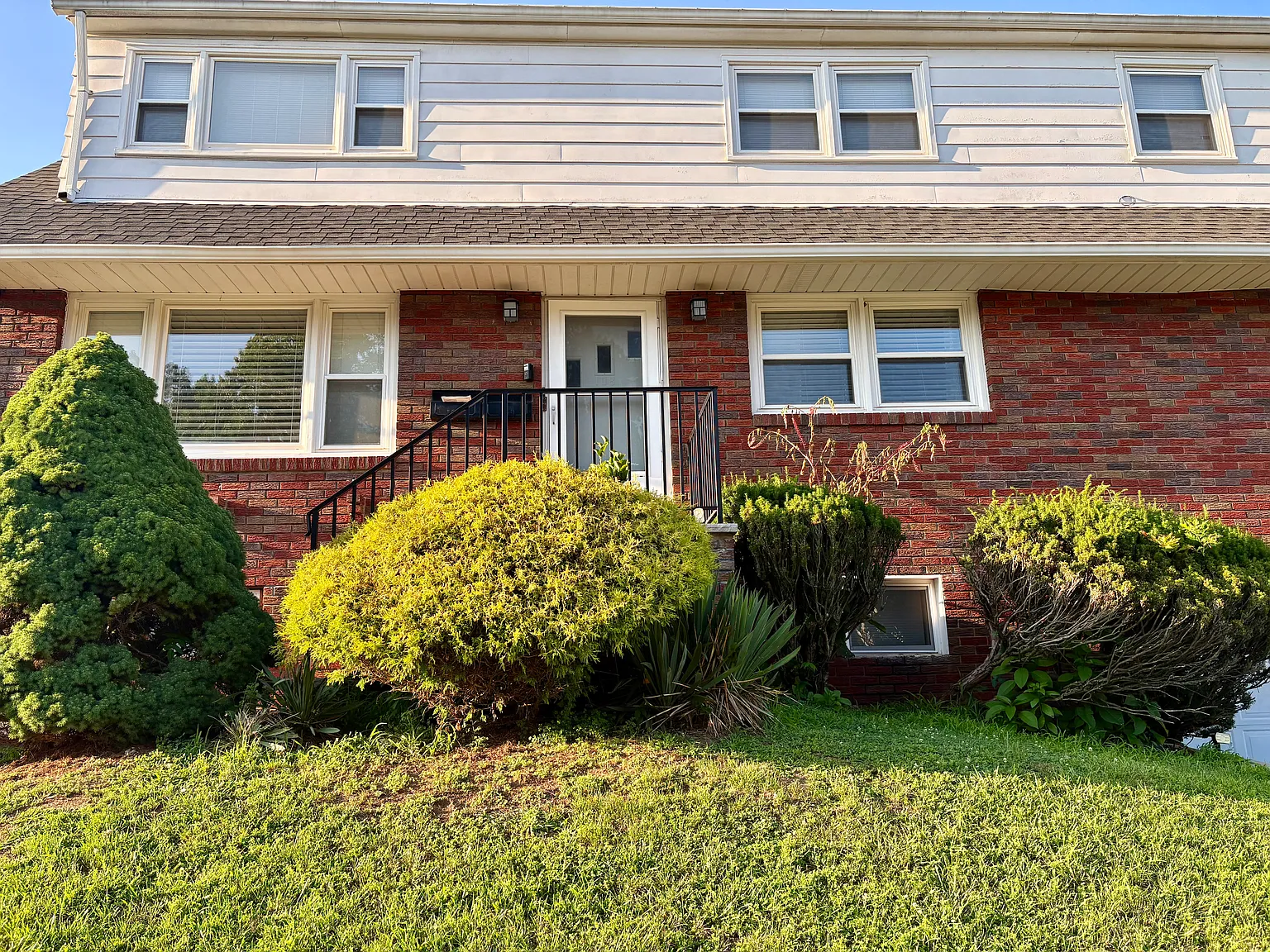 3 bed, 1500 sqft, $2,495 — Photo 1