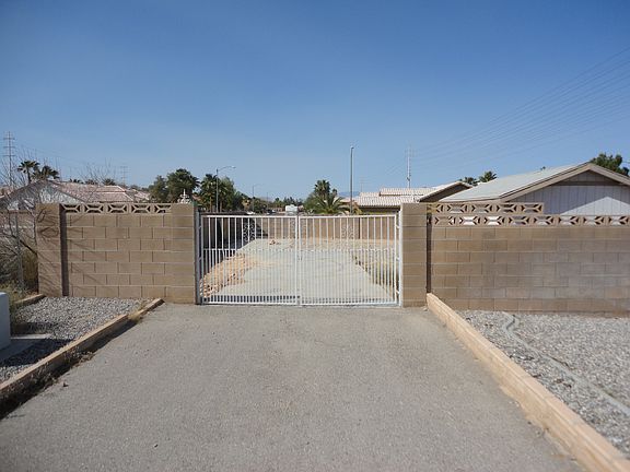 RV Gate and Parking