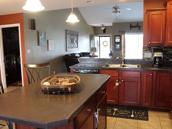 5th image of 3822 Canyon Rock Ct