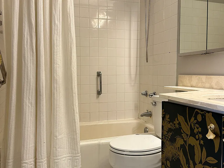 5445 N Sheridan Rd #2605 — Photo 15