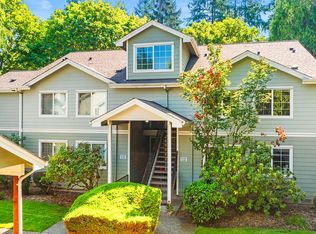 755 5th Ave NW APT D202, Issaquah, WA 98027