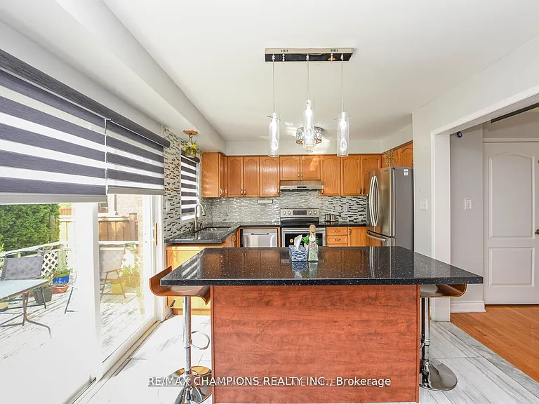30 Feather Reed Way — Photo 13
