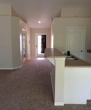 5th image of 444 NE 2nd Ave
