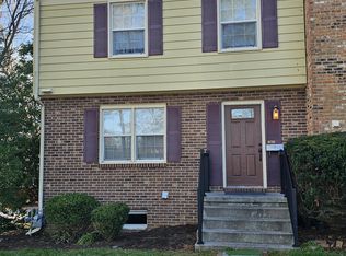 818 Cambridge Rd, Blacksburg, VA 24060