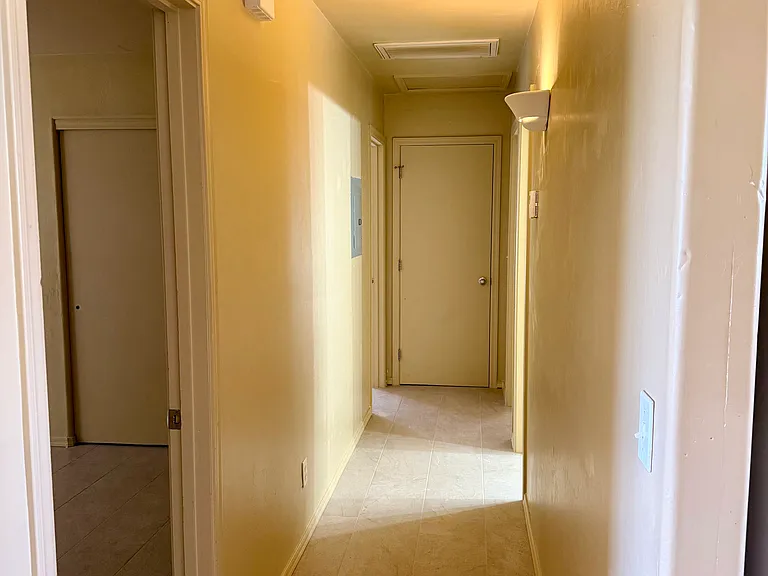 206 E Yavapai Rd #2 — Photo 5