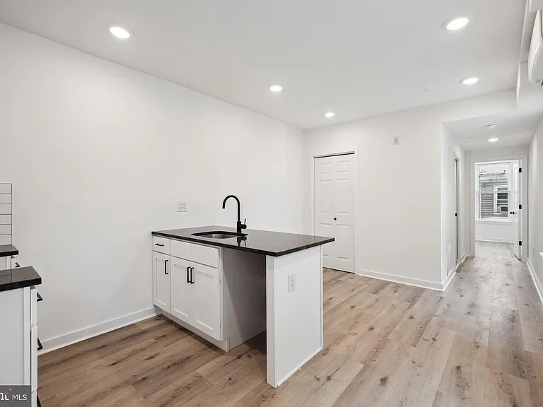 3458 Frankford Ave #E — Photo 4