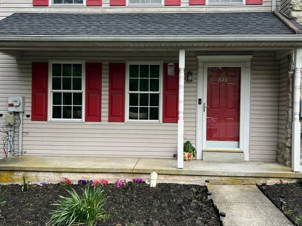 840 Knoll Dr, Mount Joy, PA 17552