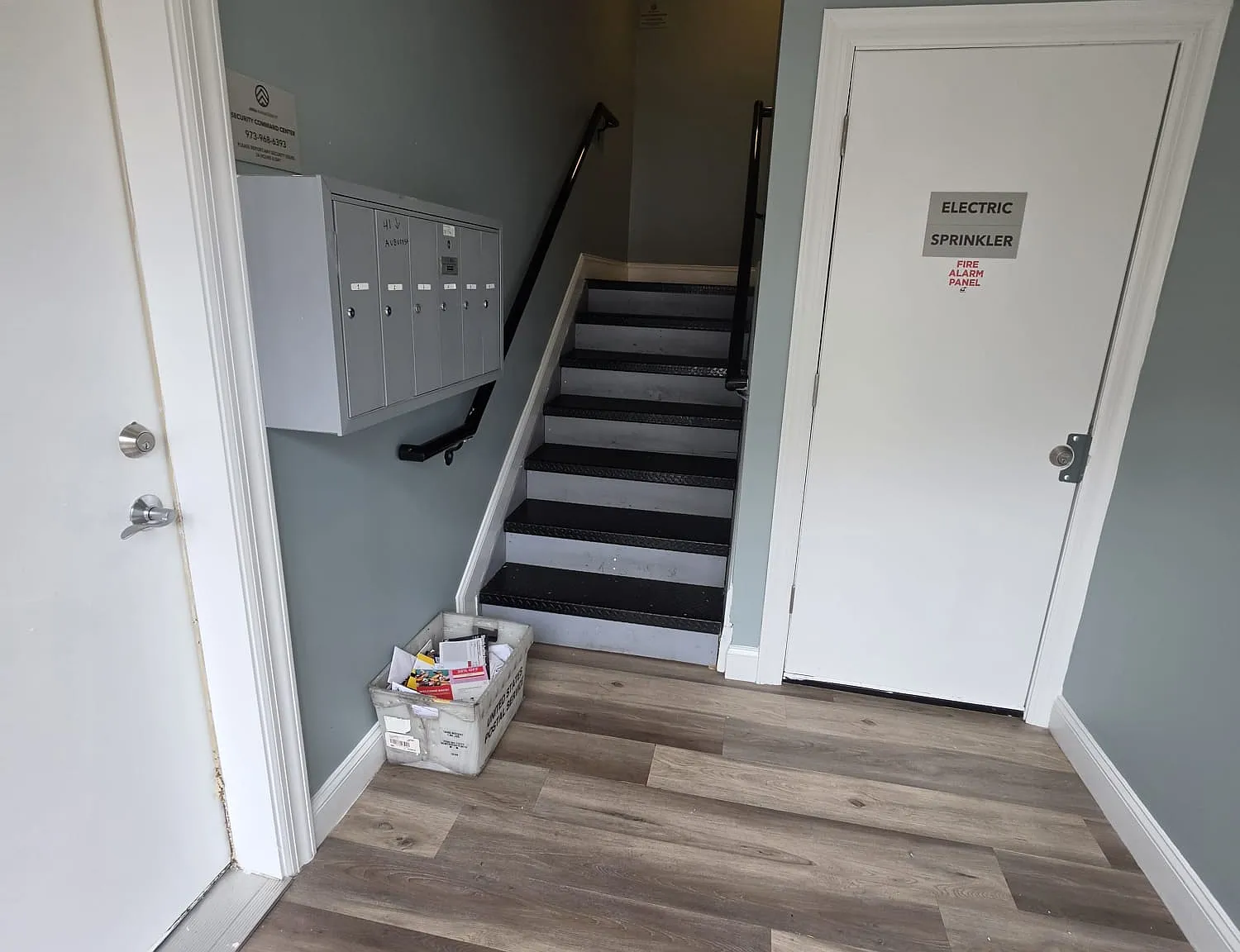 1 bed, $1,636 — Photo 3