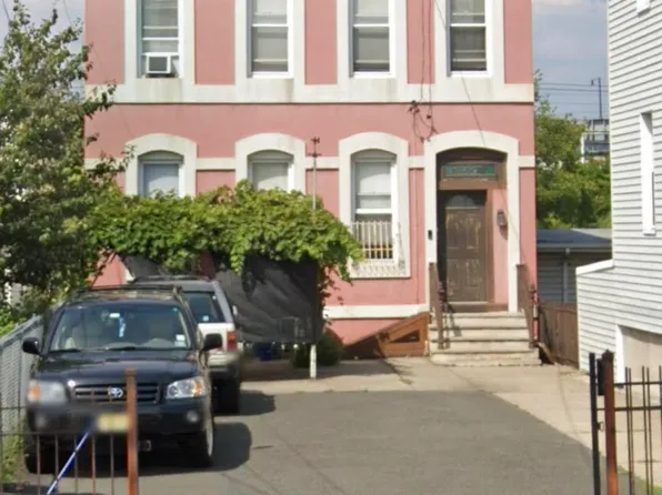 124 Broadway, Jersey City, NJ 07306