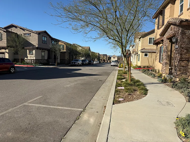 17087 Zion Dr — Photo 2