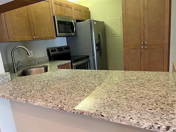 4th image of 3606 Alder Dr APT B2