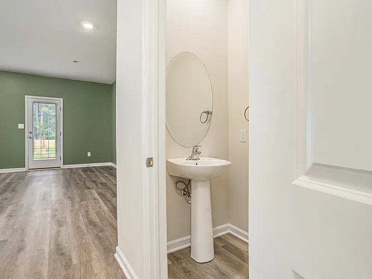 1143 Martin Rd — Photo 17