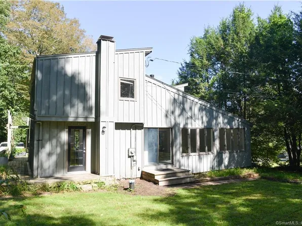 335 Town Street, East Haddam, CT 06423