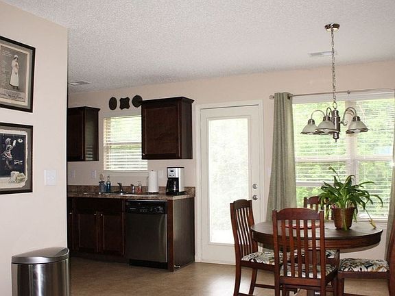 5th image of 67 Misty Forest Dr