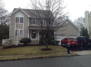 33 Violet Cir, Howell, NJ 07731