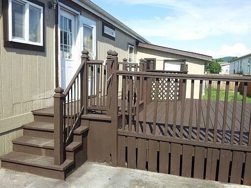 2nd image of 405 Willow Dr