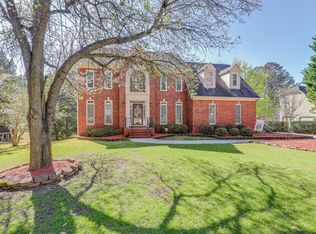 210 Lakepoint Ln, Fayetteville, GA 30215