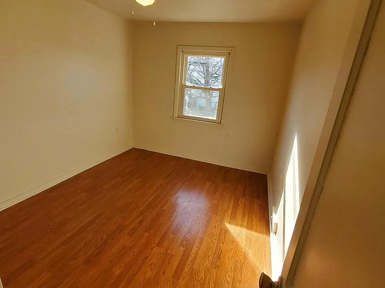 702 S Penn St — Photo 12