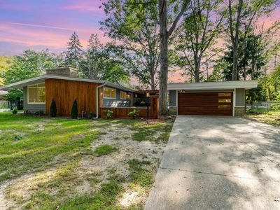 4911 Sturgeon Creek Pkwy, Midland, MI, 48640