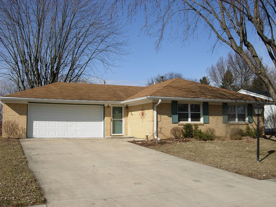 1st image of 764 Berkley Dr