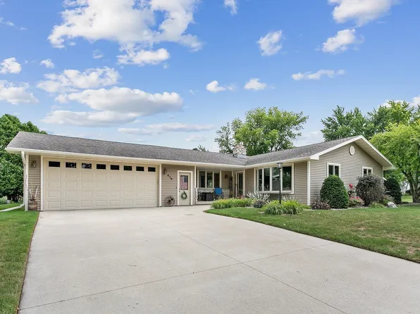 410 Kennedy Dr, Brillion, WI 54110