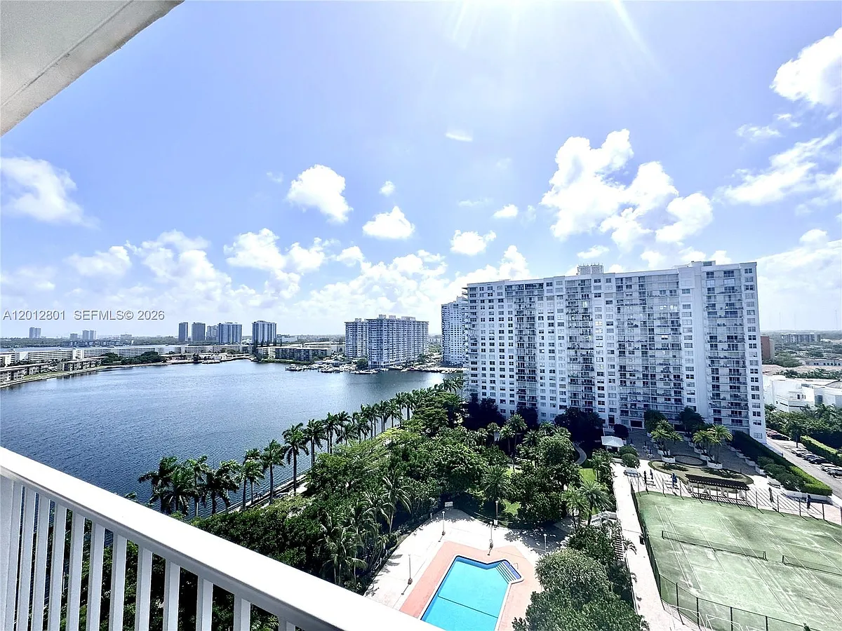 Photo 2 of 27 - 2851 NE 183rd St #1508E - Aventura, FL Building Photo - 2851 NE 183rd St #1508E