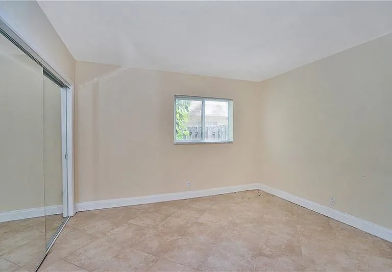 1424 Holly Heights Dr #6 — Photo 3