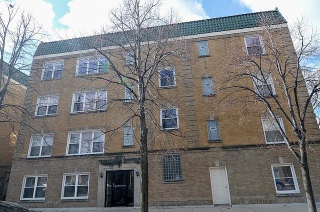 1st image of 2850 N Christiana Ave APT 3S