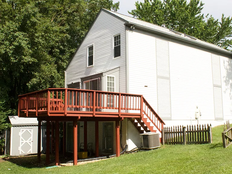 3524 Soffit Pl — Photo 11