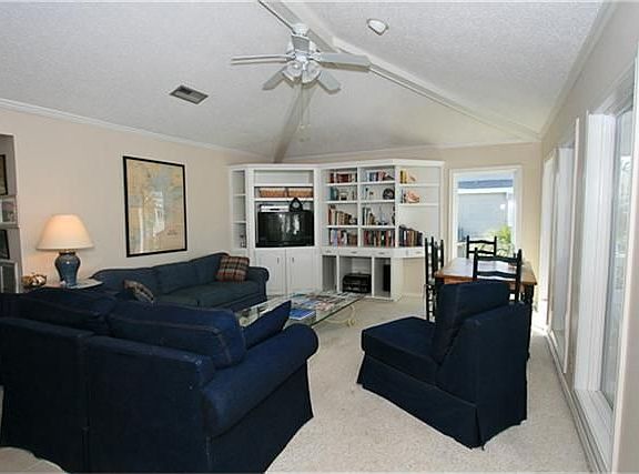 4th image of 14034 Grambo Blvd