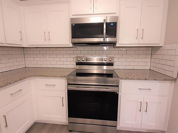 4th image of 26914 Linda Todd Ave