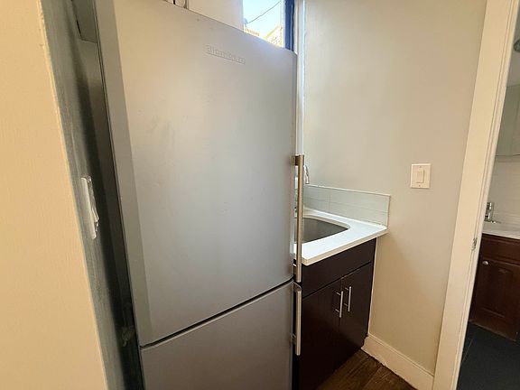 3rd image of 523 W 156th St APT 3E