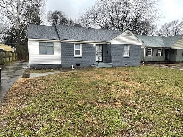 1185 Wright Rd — Photo 1