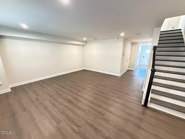 1362 Chowan Ave — Photo 30