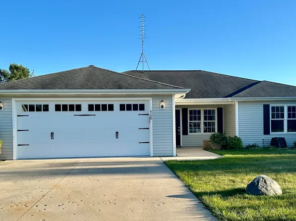 908 Pristine Ave, Angola, IN 46703