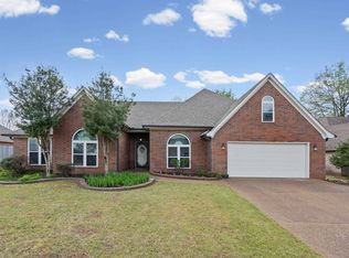 1301 Wolf Lair Dr, Collierville, TN 38017