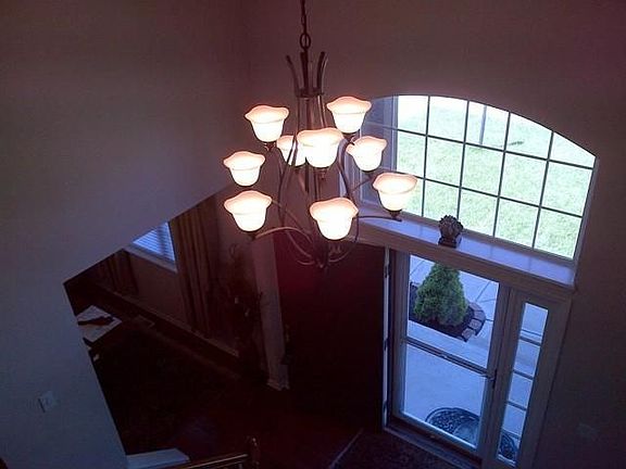 4th image of 533 E Columbine Ln