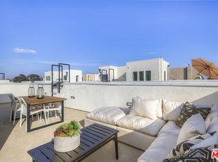 10802 W Rennes St, North Hollywood, CA 91602