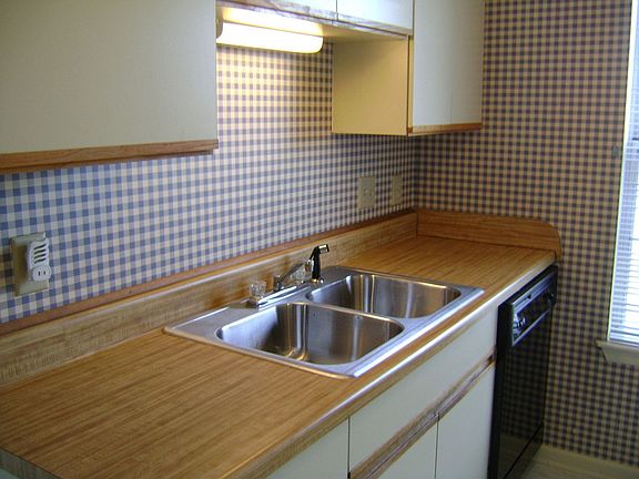 3rd image of 1451 Olivewood Ct