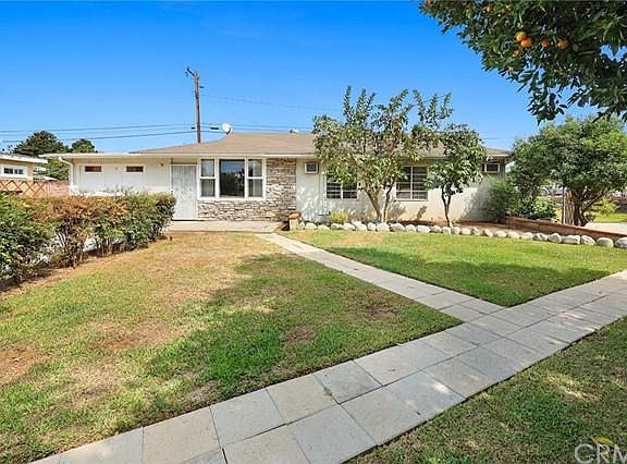 4th image of 15571 Blackwood St