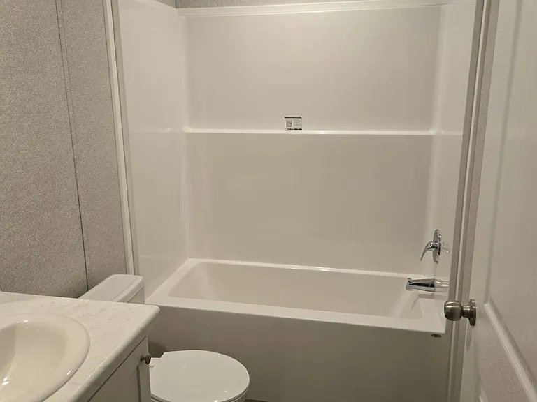 4401 Hitzing Ave #84 — Photo 12