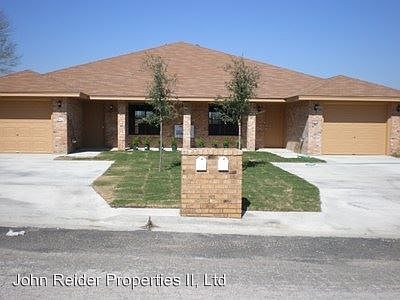 1st image of 913 McClure Ln #A