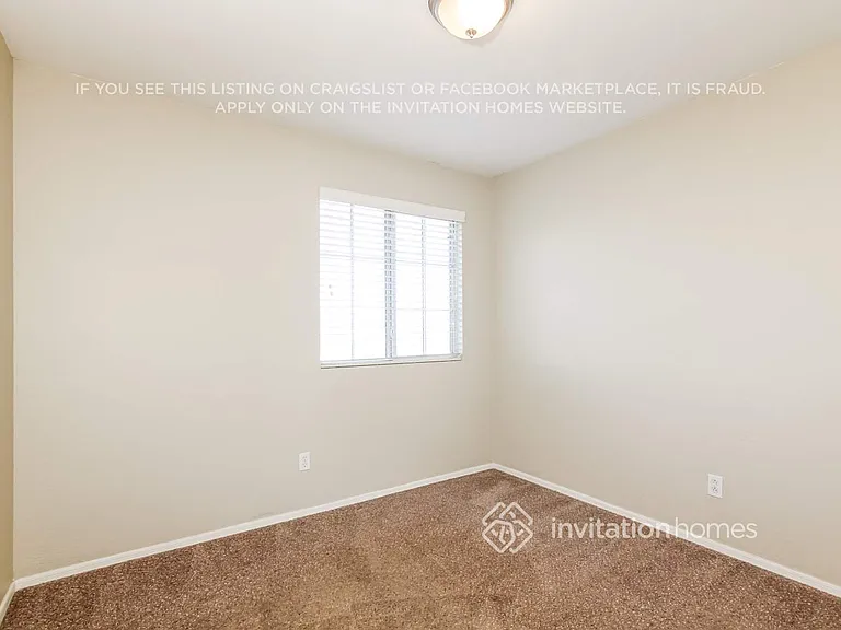 12816 N 122nd Dr — Photo 14