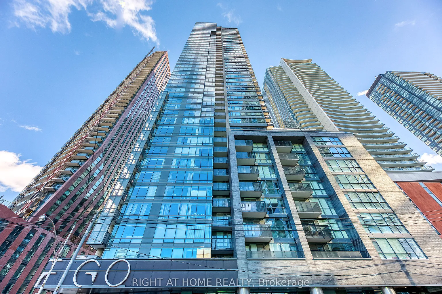 295 Adelaide St W #314 photo 1