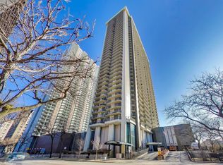 6007 N Sheridan Rd APT 16F, Chicago, IL 60660