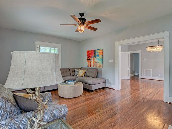 5th image of 422 Pearl Ave