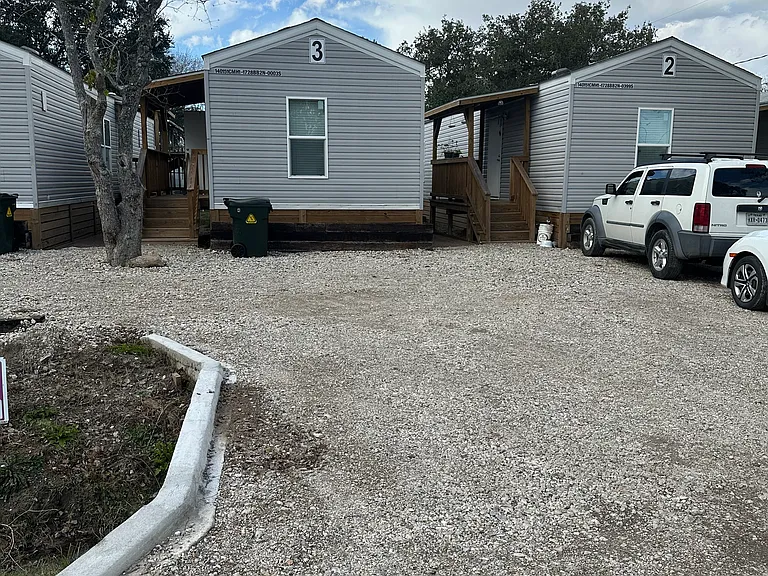 804 Avenue E #1 — Photo 9