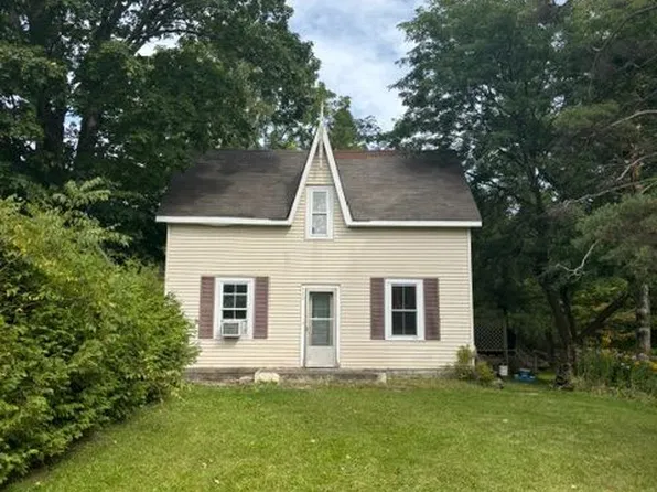 112 Queen St W, South Bruce Peninsula, ON N0H 1P0